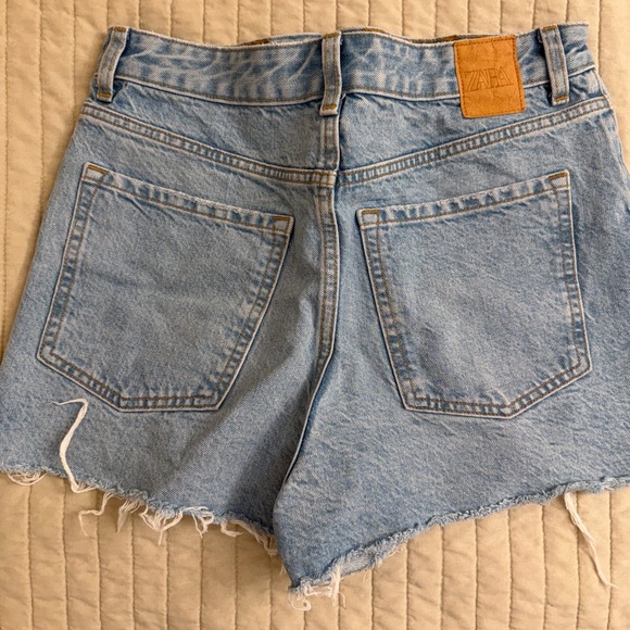 Zara Light Blue Ripped Jean Shorts - Picture 2 of 4